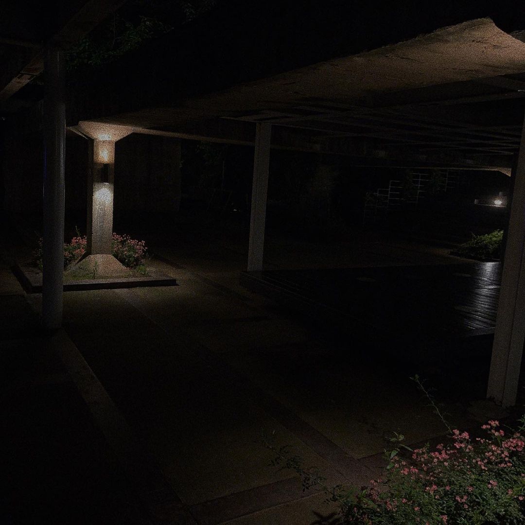 alley